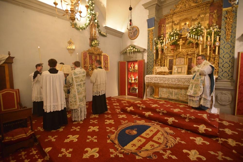 Encensement de l&rsquo;évangéliaire