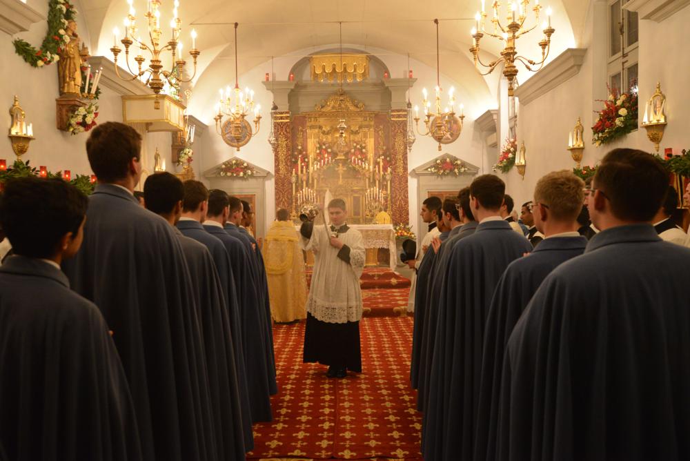 Encensement des séminaristes de première année