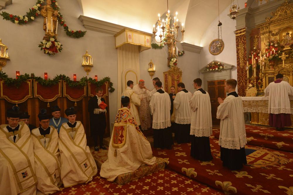 Déshabillement du Pontife