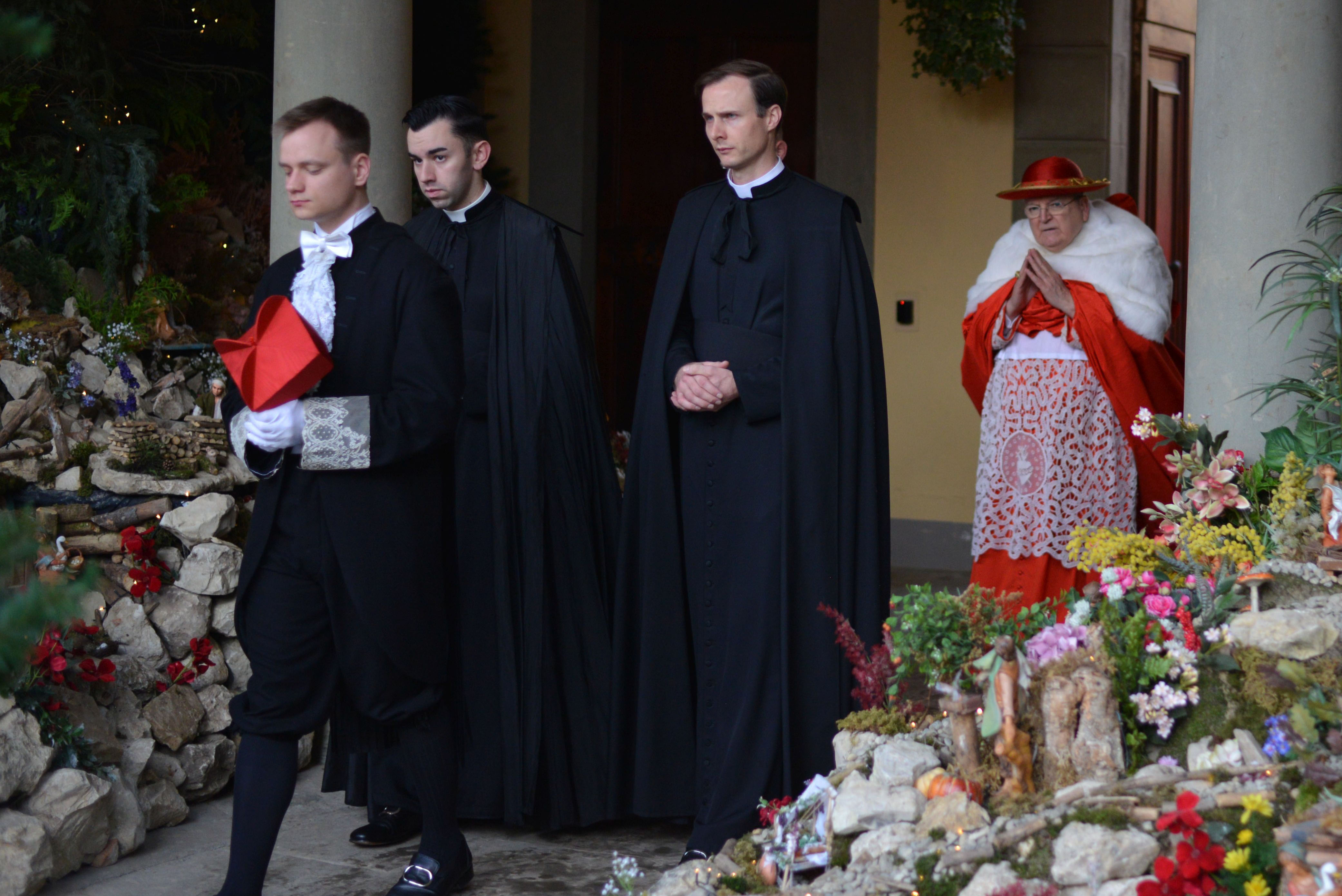 Entrée du Pontife