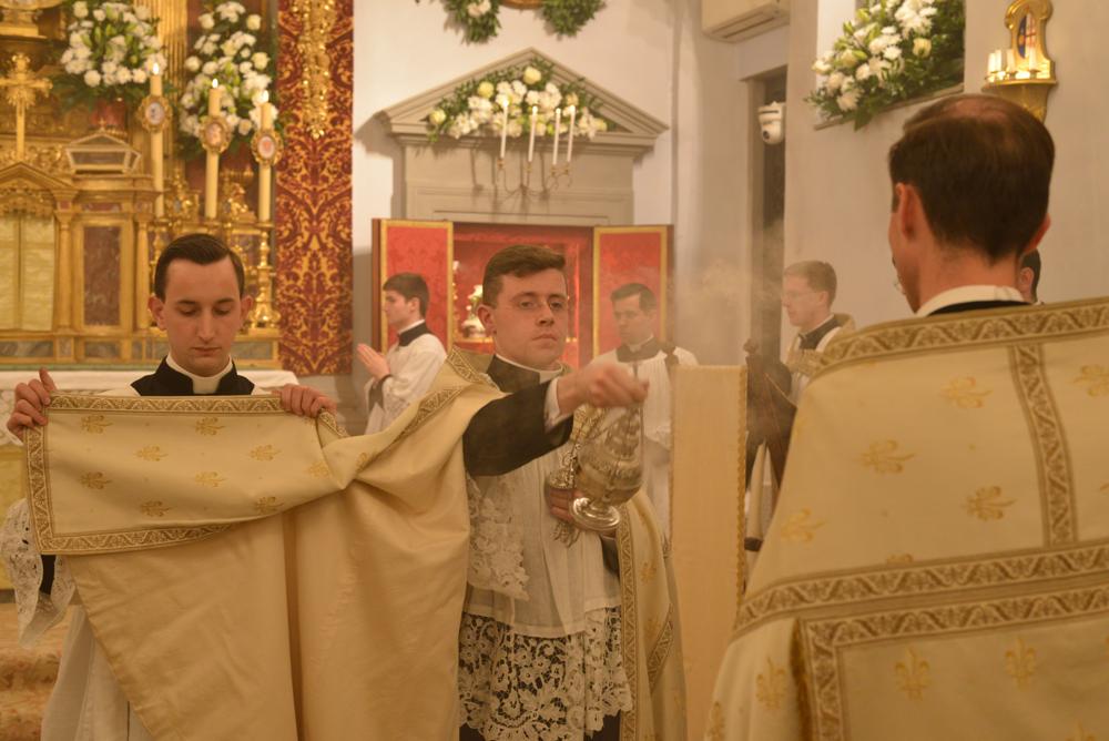 Encensement d&rsquo;un chapier
