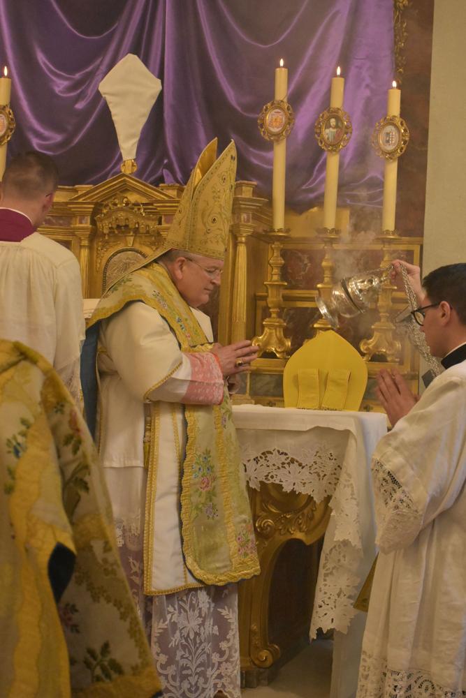 Encensement du Pontife