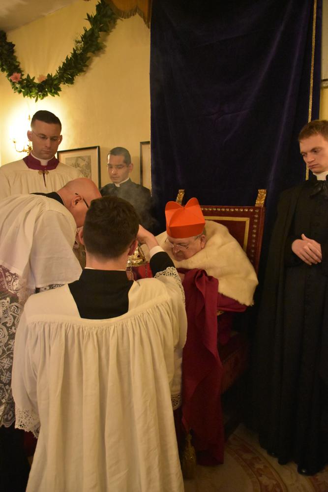 Imposition de l&rsquo;encens par le Pontife