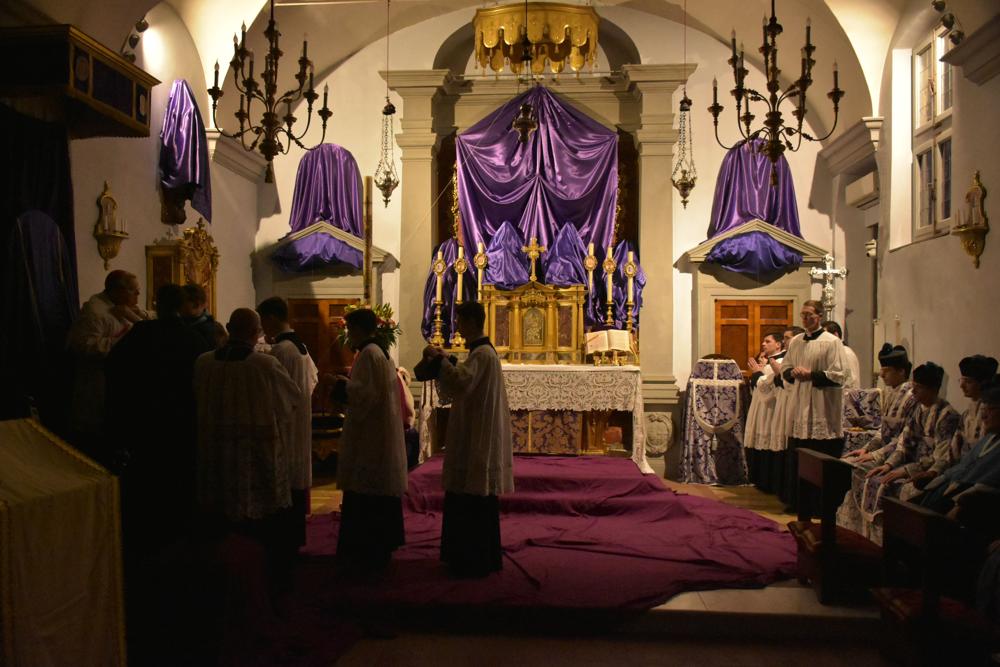Habillement du Pontife