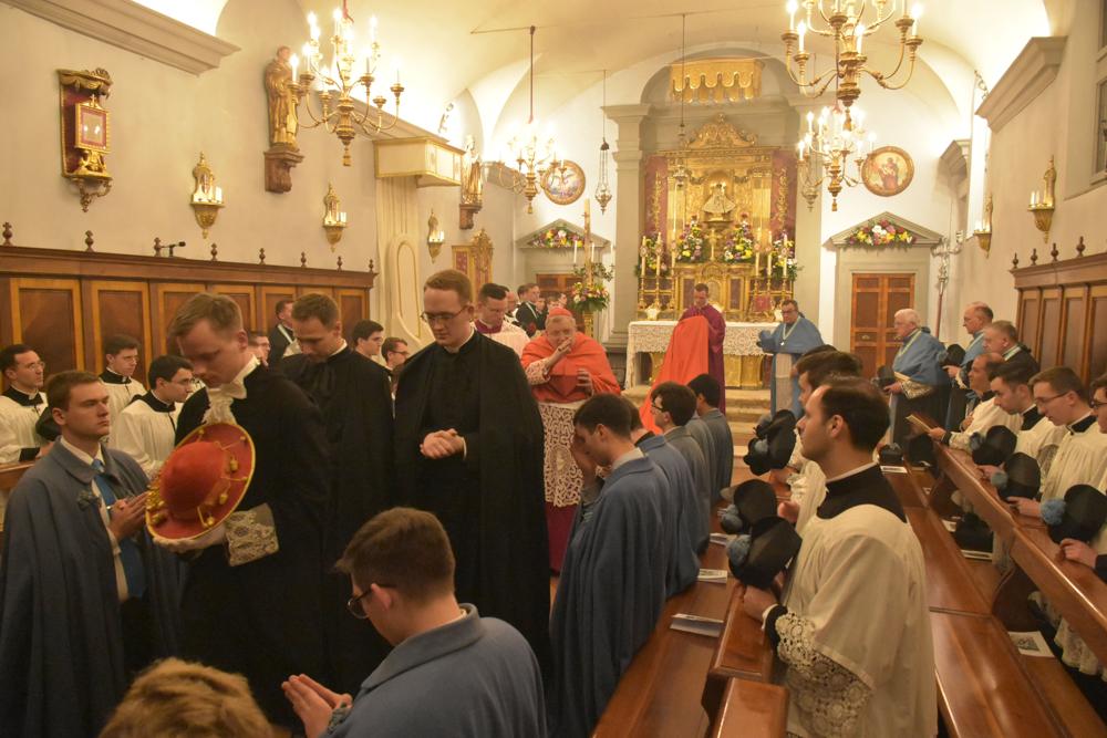 Sortie du Pontife