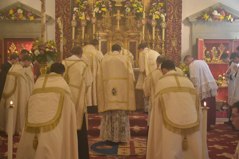 Communion du Pontife